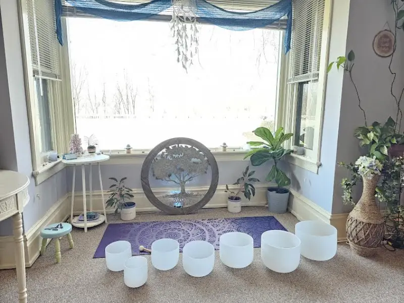 Sound healing session with singing bowls